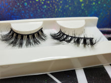 Load image into Gallery viewer, Mink lashes