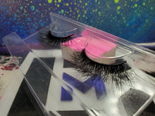 Load image into Gallery viewer, Mink lashes