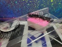 Load image into Gallery viewer, Mink lashes