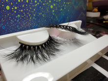 Load image into Gallery viewer, Mink lashes