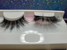 Load image into Gallery viewer, Mink lashes